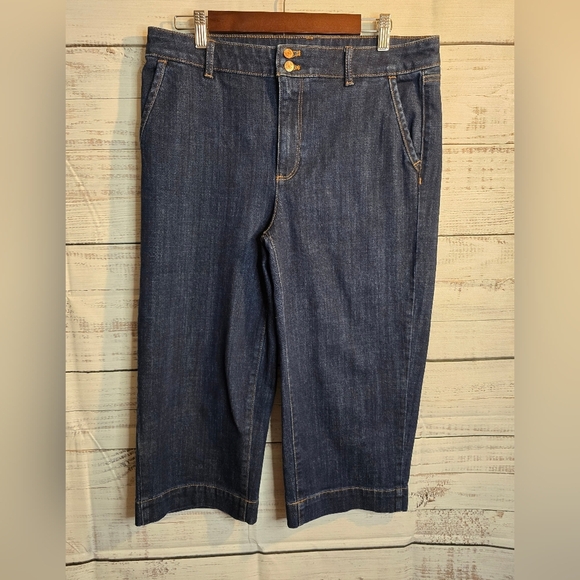 Talbots Flawless High-waist Wide Crop Capris Womans Size 12P - Picture 1 of 7